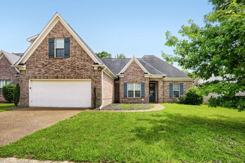 7905 Country Lake Dr, Bartlett, TN, 38133-2770 | Card Image