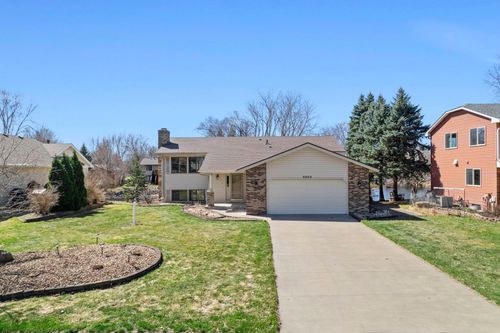 5903 David Ct, Shoreview, MN, 55126-4664 | Card Image