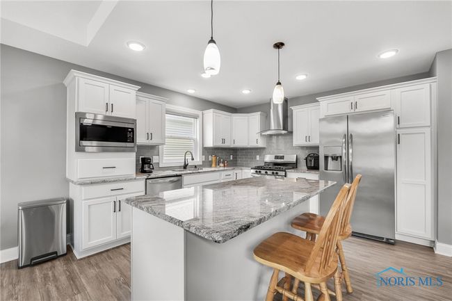 6949 Big Buck Trl, House other with 3 bedrooms, 2 bathrooms and 2 parking in Whitehouse OH | Image 7