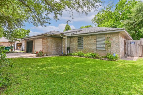 1426 Scott St, La Marque, TX, 77568-5764 | Card Image