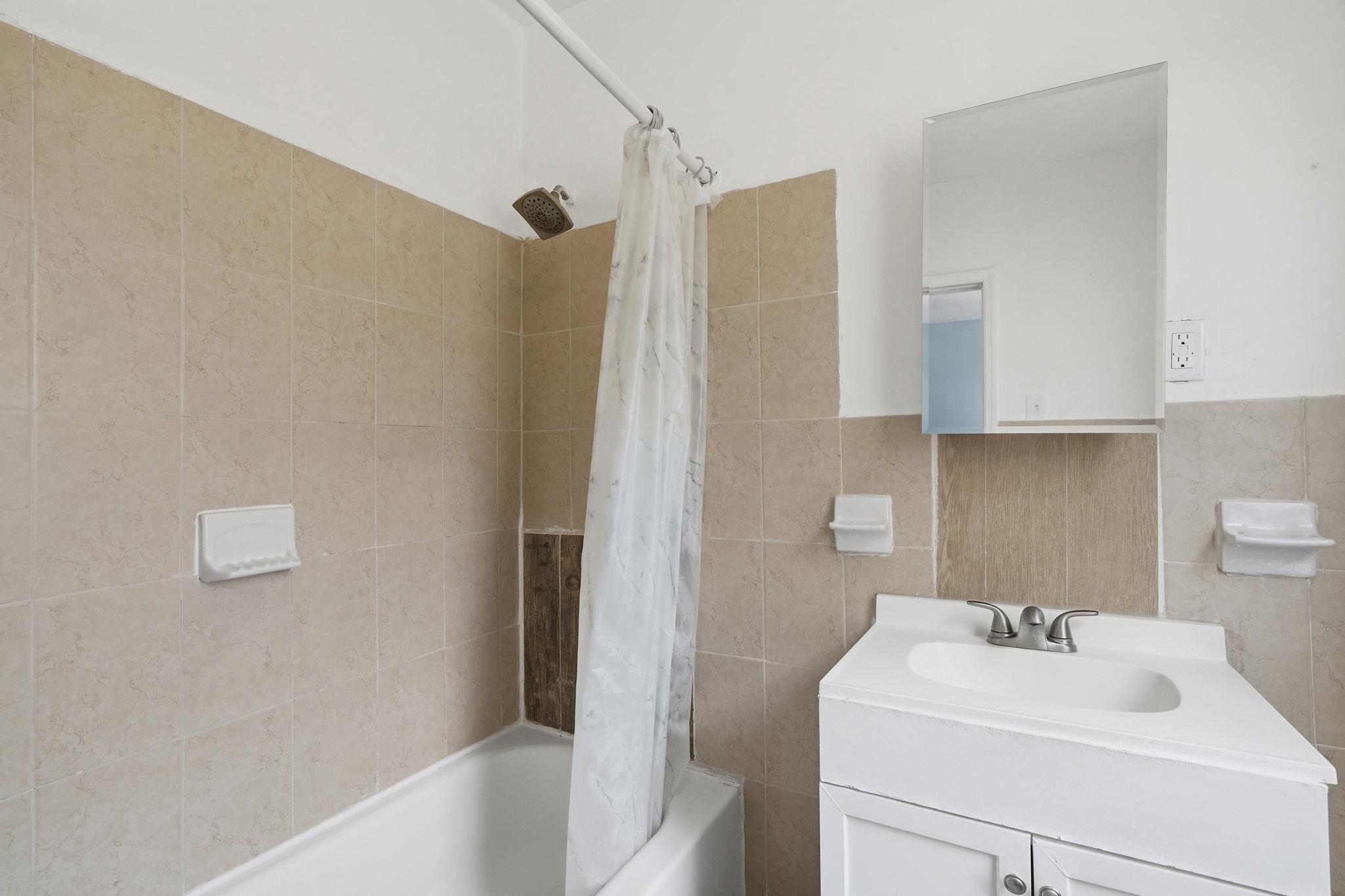 Residential Lease in North Bergen 4