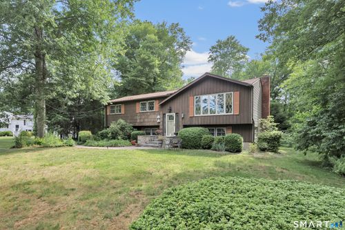 23 Leighton Ct, North Haven, CT, 06473-1037 | Card Image