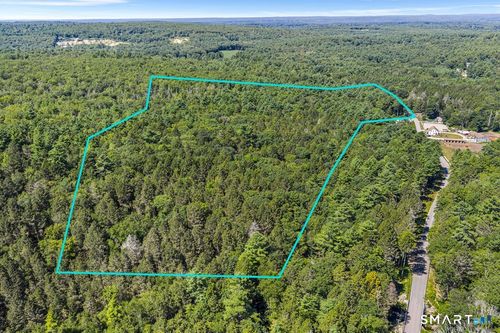 35 River Rd, Sterling, CT, 06377-1815 | Card Image