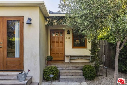 655 Angelus Place, Venice, CA, 90291 | Card Image