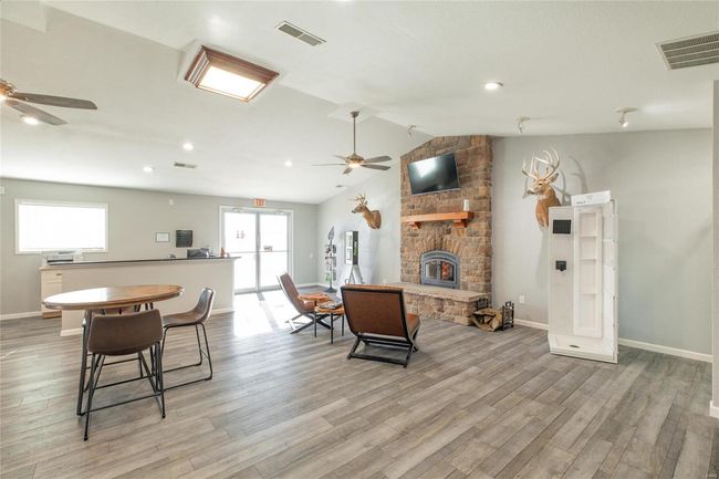 1665 S State St, Home with 0 bedrooms, 0 bathrooms and null parking in Jerseyville IL | Image 14