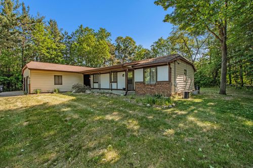 6202&6204 Eastern Avenue Se, Gaines Charter Township, MI, 49508 | Card Image