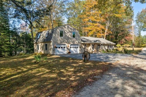 12 Brown Rd, Newport, NH, 03773-2127 | Card Image