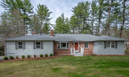 15 Twin St, Windham, NH, 03087-1766 | Card Image