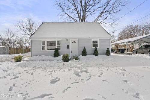 6902 John Adams Way, Louisville, KY, 40272-1334 | Card Image