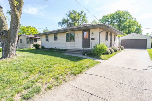 4009 65th St, Urbandale, IA, 50322-2709 | Card Image