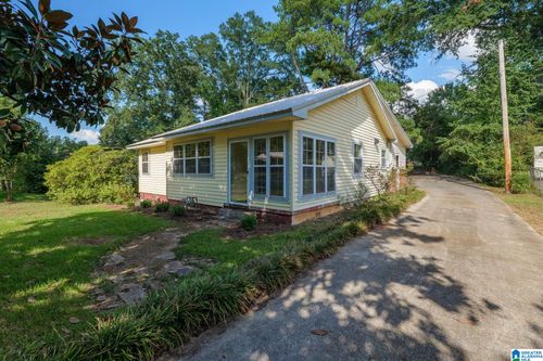 302 Craddock Ave, SYLACAUGA, AL, 35150-2806 | Card Image