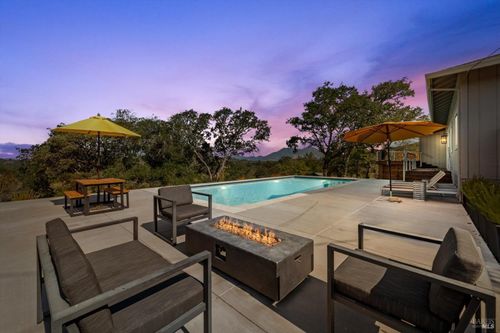 5860 Sharp Road, Calistoga, CA, 94515 | Card Image