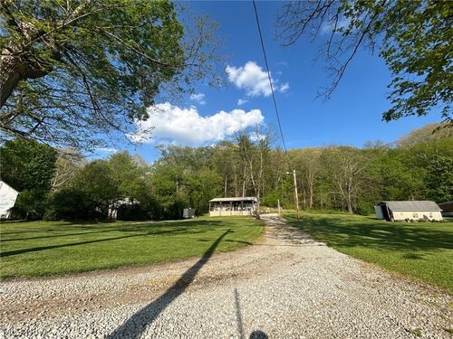 38478 Red Rd, Nelsonville, OH, 45764-9642 | Card Image