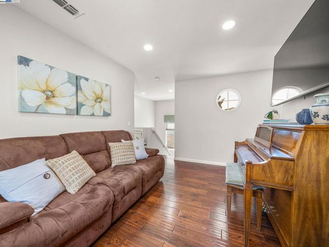 3769 Florian St, House other with 4 bedrooms, 3 bathrooms and 2 parking in Pleasanton CA | Image 26