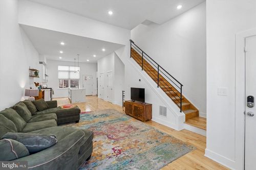 2720 W Cabot St, PHILADELPHIA, PA, 19121-4610 | Card Image