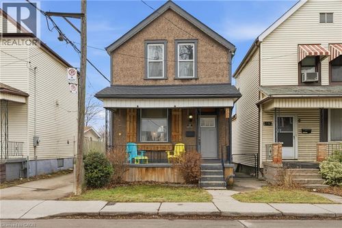 17 Minto Ave, Hamilton, ON, L8L6E1 | Card Image