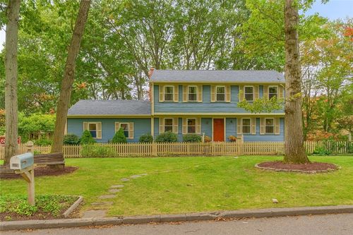 119 Gregory Dr, Seekonk, MA, 02771-4300 | Card Image