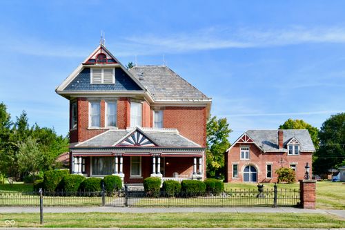 402 E Main St, Arcadia, IN, 46030-3022 | Card Image