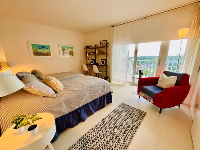 APT-11B - 881 Ocean Dr, Condo with 2 bedrooms, 2 bathrooms and null parking in Key Biscayne FL | Image 53