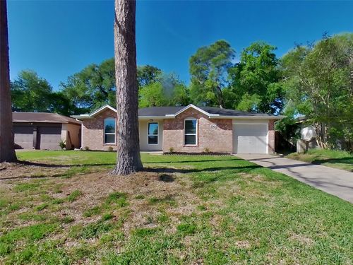 17002 Tibet Rd, Friendswood, TX, 77546-4152 | Card Image