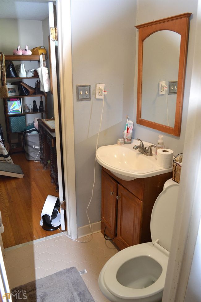 821 Ridgewood Ct, House other with 4 bedrooms, 3 bathrooms and null parking in Forest Park GA | Image 12