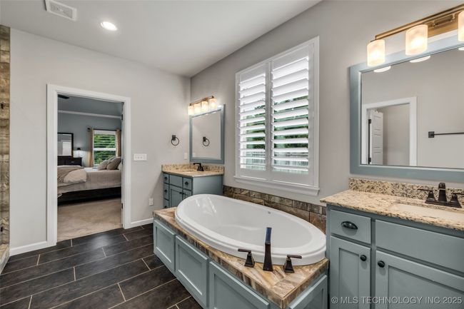 6808 S Chestnut Ave, House other with 4 bedrooms, 3 bathrooms and null parking in Broken Arrow OK | Image 29
