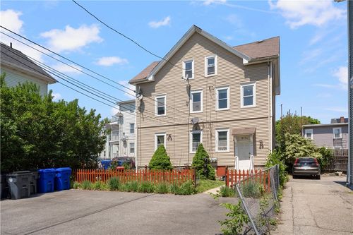 217 Amherst St, Providence, RI, 02909-2684 | Card Image