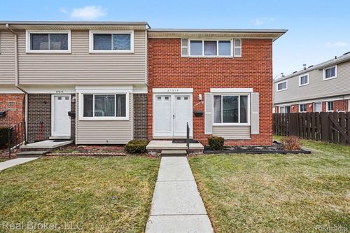 27618 Marcia Ave, Warren, MI, 48093-2825 | Card Image