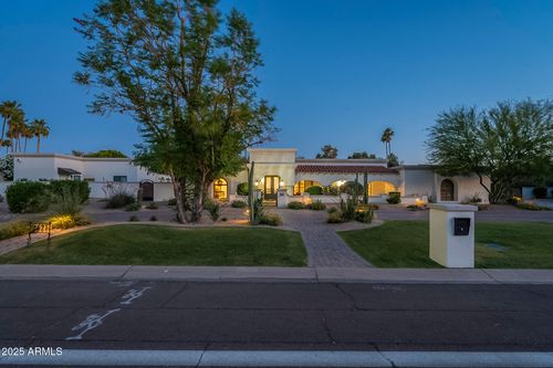 7471 E Northern Ave, Scottsdale, AZ, 85258-2903 | Card Image