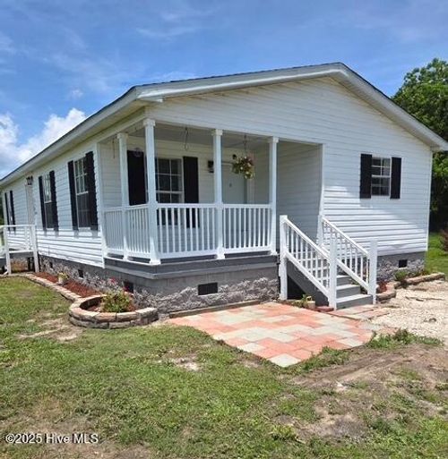 111 Dana Ct, Havelock, NC, 28532-8782 | Card Image