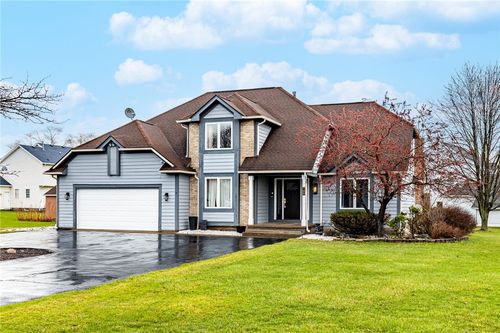 199 Windmill Trl, Rochester, NY, 14624-2467 | Card Image