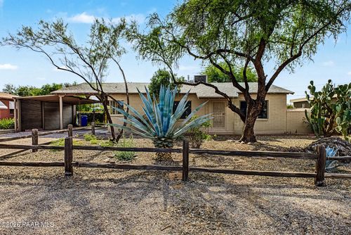 5018 E 18th St, Tucson, AZ, 85711-4365 | Card Image