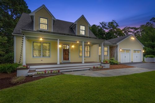 2 Julie Ln, Cotuit, MA, 02635-3051 | Card Image