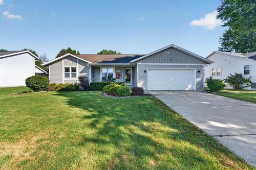 425 Landover Dr, OREGON, WI, 53575-1042 | Card Image