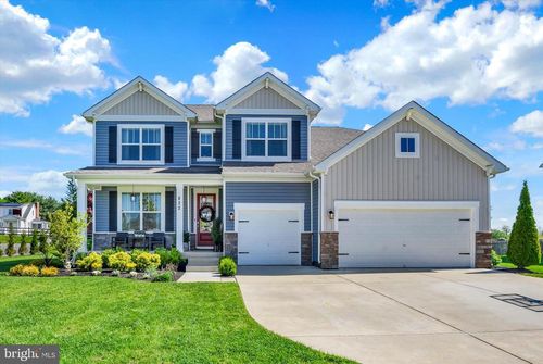 822 Redwood Dr, Westminster, MD, 21157-6987 | Card Image