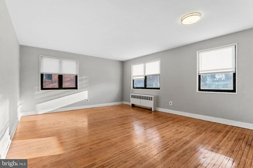 4d-131 Forest Avenue, AMBLER, PA, 19002 | Card Image