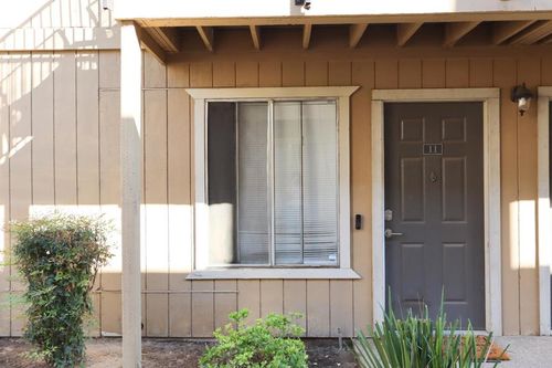 apt-11-1819 S Cherokee Ln, Lodi, CA, 95240-6360 | Card Image