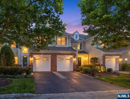21 Chestnut Ct, Cedar Grove, NJ, 07009-1173 | Card Image