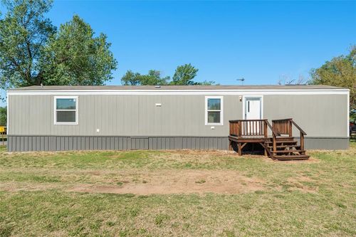 716 W 2nd St, Watonga, OK, 73772-2604 | Card Image