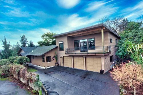 4322 29th Ave W, Seattle, WA, 98199-1447 | Card Image