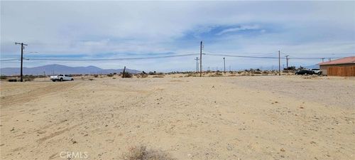 2238 Harbor Dr, Thermal, CA, 92274-6581 | Card Image