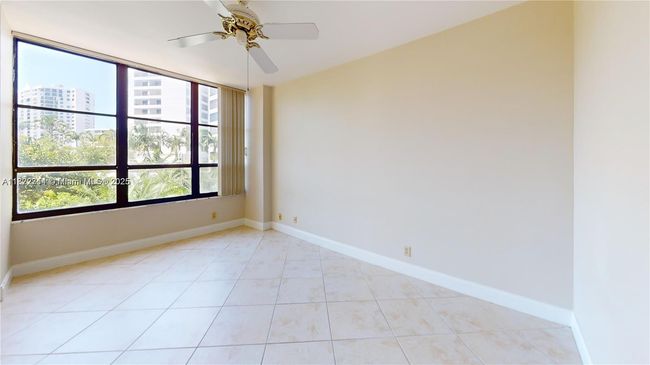 APT-219 - 600 Three Islands Blvd, Condo with 2 bedrooms, 2 bathrooms and null parking in Hallandale Beach FL | Image 13