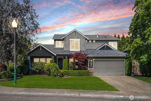 12530 68th Ave Se, Snohomish, WA, 98296-8646 | Card Image