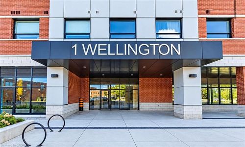 815-1 Wellington St, Brantford, ON, N3T2L3 | Card Image