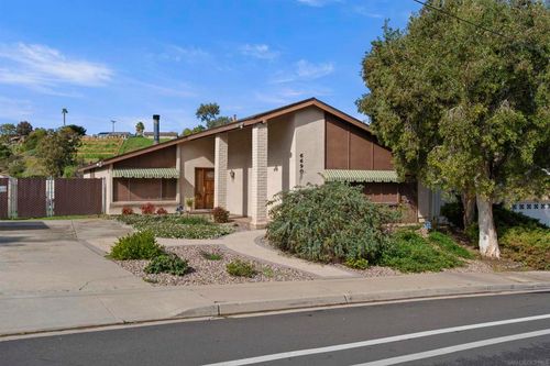 6690 Gullstrand St, San Diego, CA, 92122-3001 | Card Image