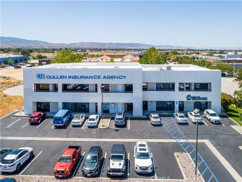1008 W Avenue M14, Palmdale, CA, 93551 | Card Image