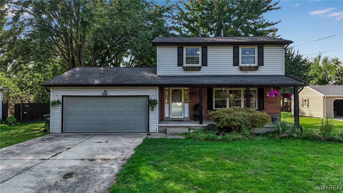 Graydon Dr, North Tonawanda, NY 14120