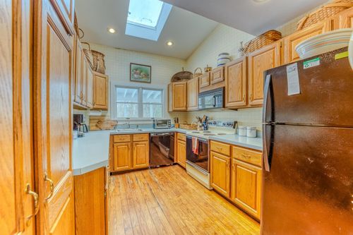 249 Mountain View Rd, Whitefield, NH, 03598-3150 | Card Image