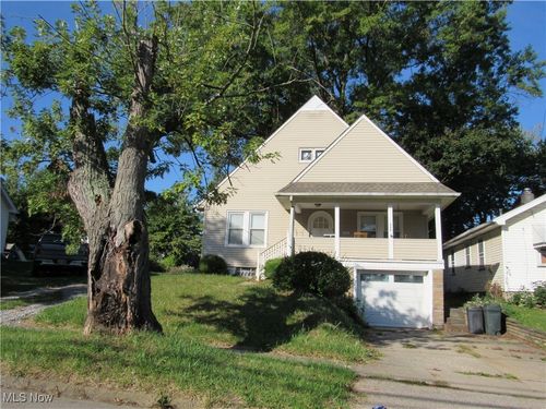 466 N Hazelwood Ave, Youngstown, OH, 44509-1704 | Card Image