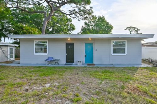 2-1956 Mcmullen Rd, LARGO, FL, 33771-1111 | Card Image